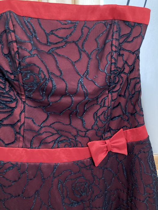 Бална рокля - бордо