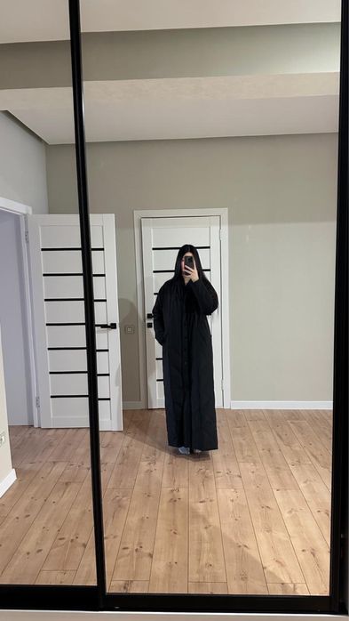 Куртка шапан черная