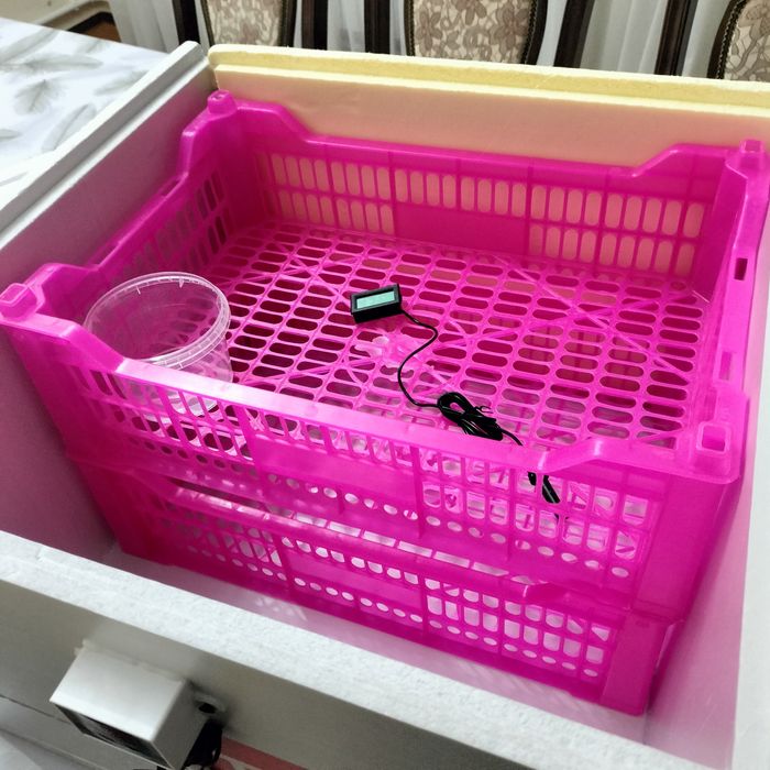 Инкубаторы на 100-120кур яиц