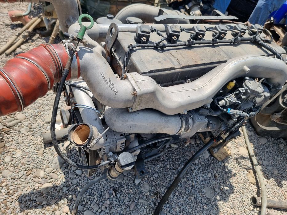 Хово маторлар заводской газ-метан ва дизель  сотувда.