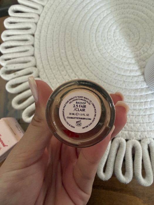 Charlotte Tilbury Hollywood Flawless Filter