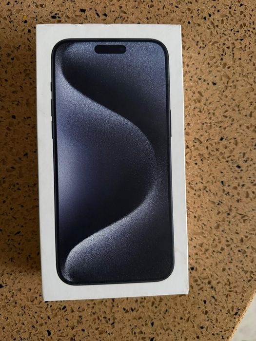 Продам iphone 15 pro max 512gb