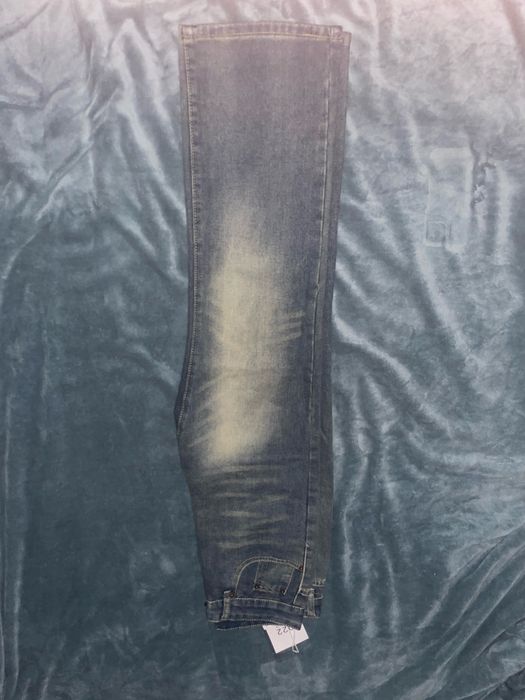 Blugi Flared (no brand)