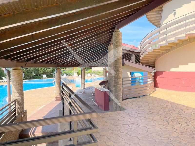 Продава се Заведение в Свети Влас - 133 кв.м за 301 €/кв.м - Снимка #1