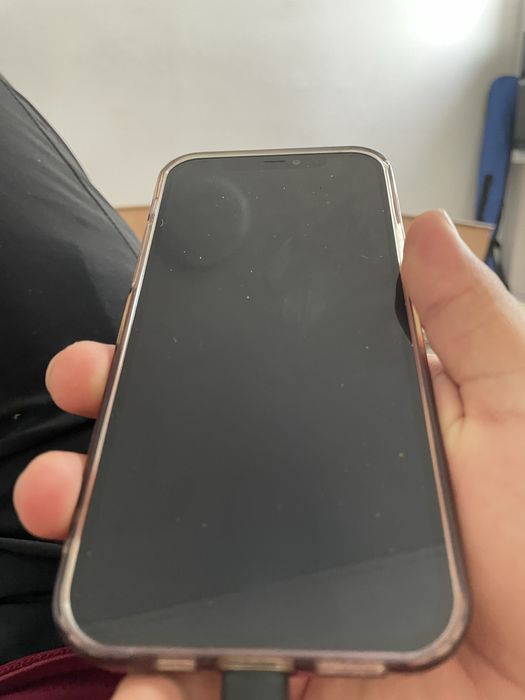 Два iPhone 12 есть гарантия