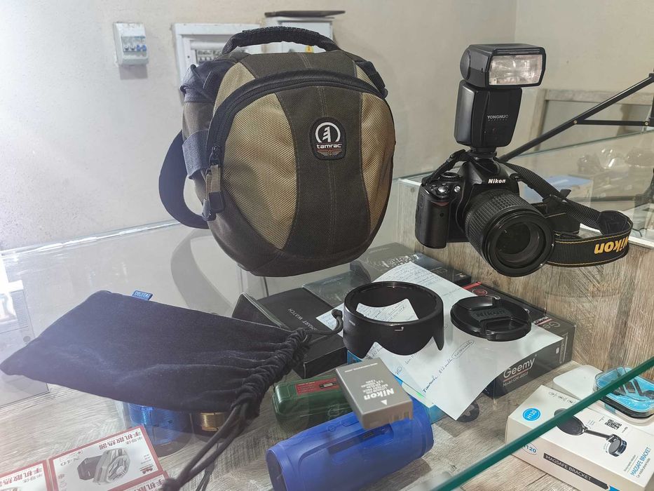 Фотоаппарат Nikon D5000