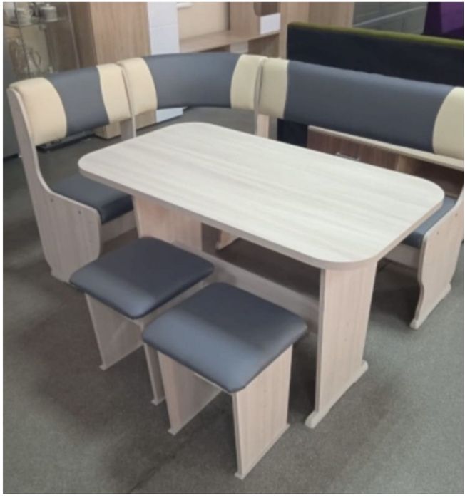 Продаю Кухонный уголок