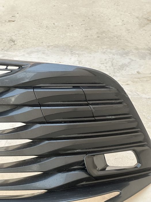 решетка нижний camry 70