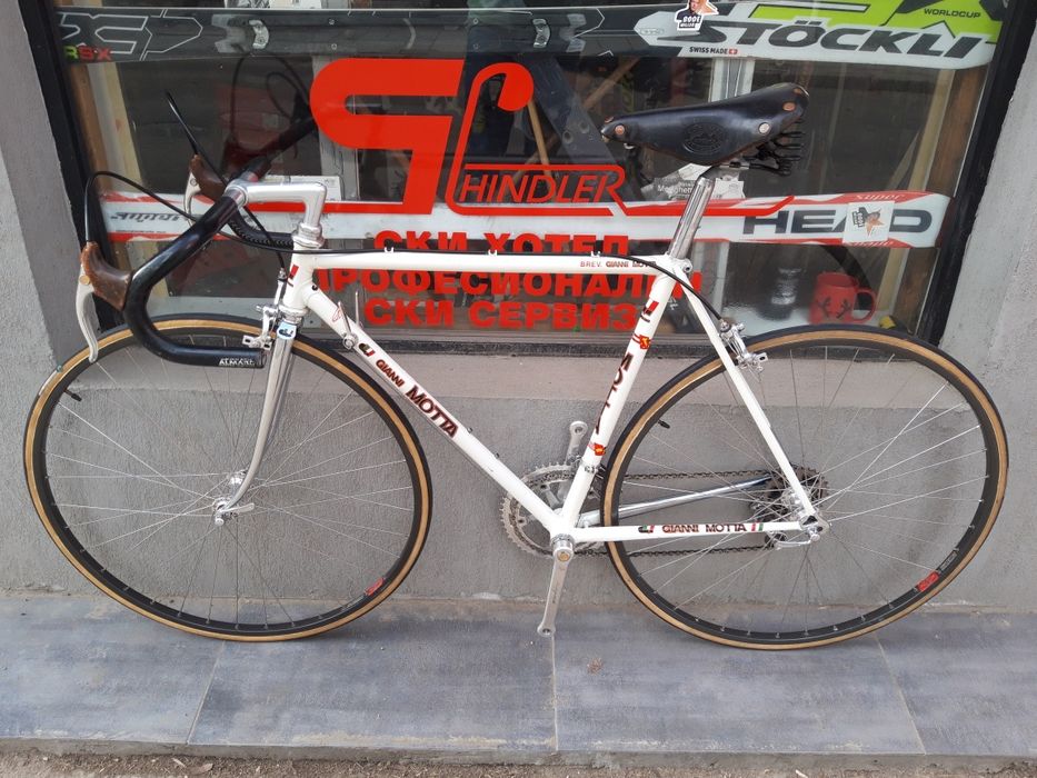 Велосипед Джани Мота 1986г. със златно Campagnolo 50г юбилей