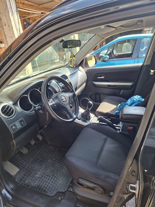 Vând Suzuki Grand Vitara