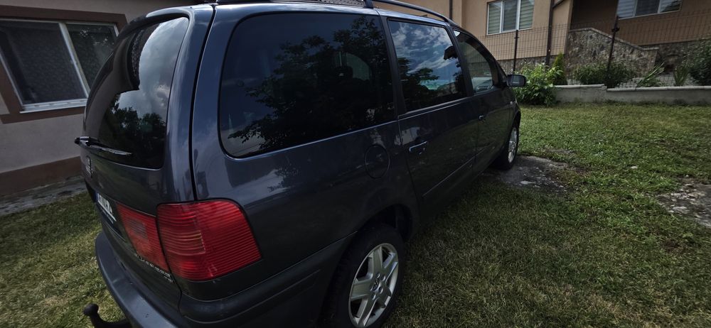 Seat Alhambra 1.9 TDI (131 CP) • 6 Trepte • TUV Germania Recent • Foarte Întreținută
