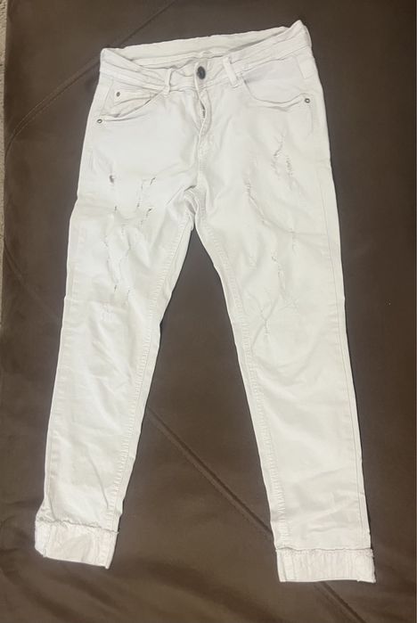 Бели дънки / ниска талия/