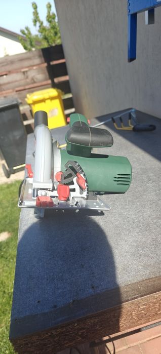 Fierastrau circular Bosch PKS 55, 1200 W, 5600 RPM