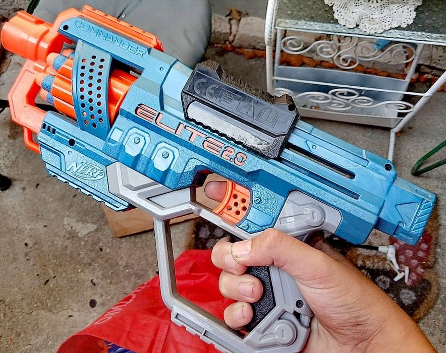 Комплект оригинални Nerf бластери + подарък амуниция!