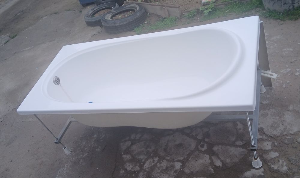 Б/у акрил ванна сотилади. 150х70 см.