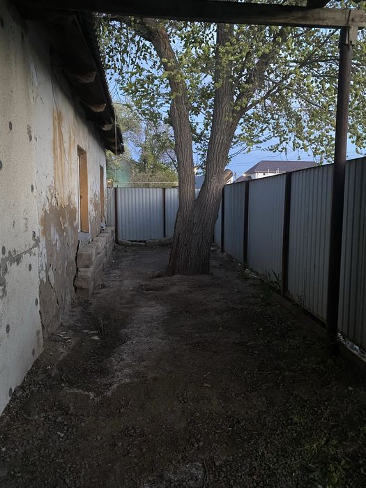 Земельный участок с домиком