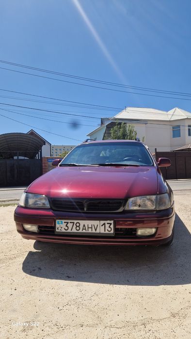 Toyota carina E сатылады
