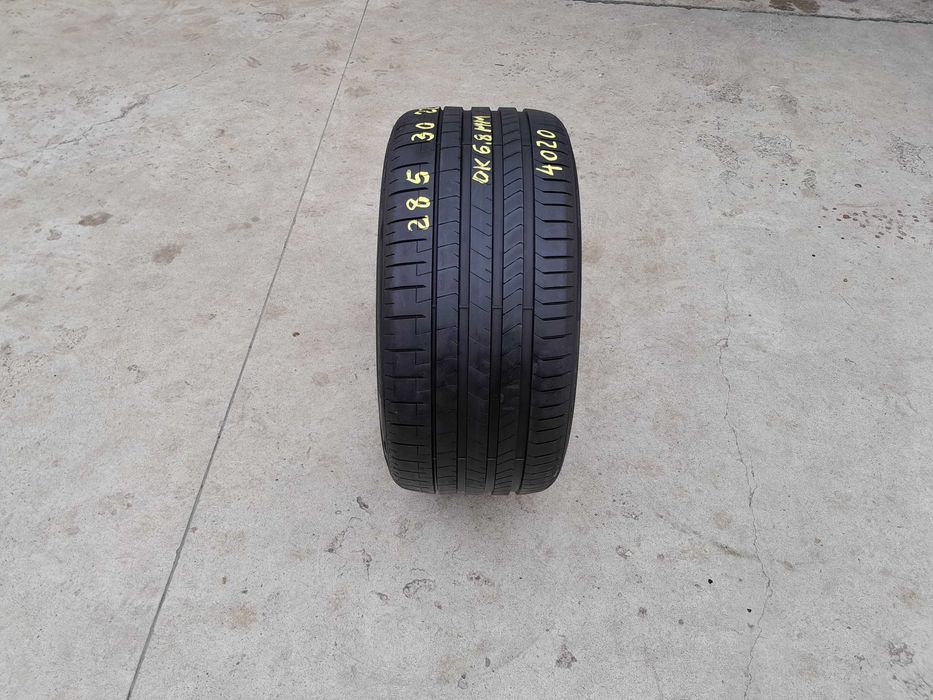 O anvelopa de vara 285 30 22 pirelli p zero AO pncs profil 6,8 mm