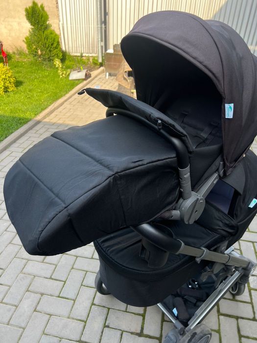 Продам  детскую  коляску