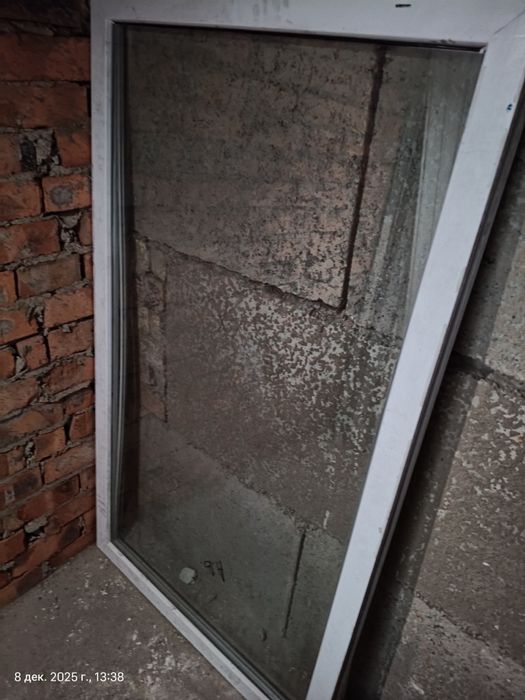 Продам пластиковое окно