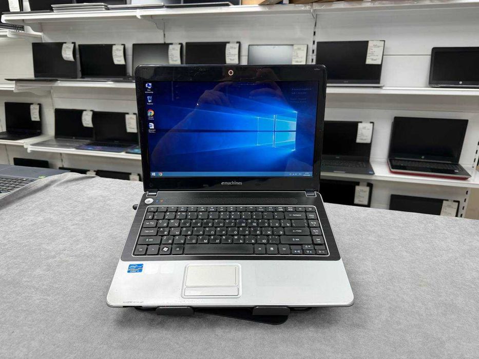 EMASHINES Core i3*ОЗУ3*HDd 250*бюджетный ноутбук для офиса