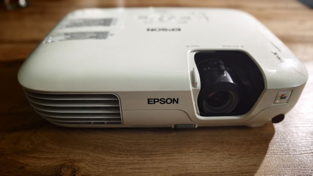 Проектор Epson EB-X7