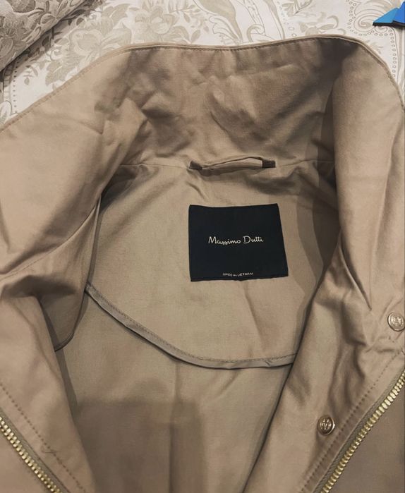 Укороченный тренч Massimo Dutti