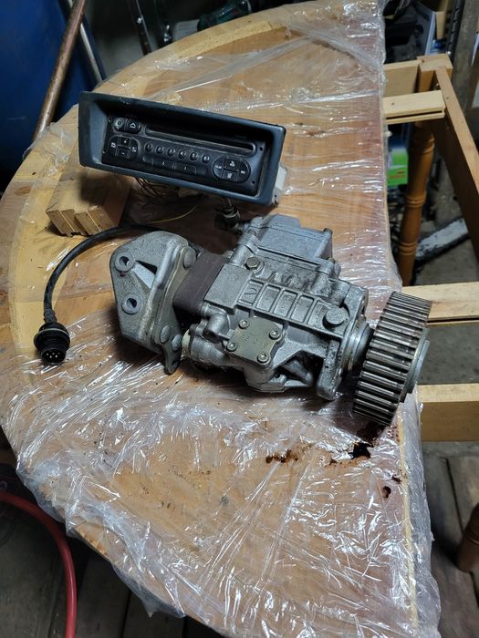 Щора за мазда6 и патерица за мазда6.