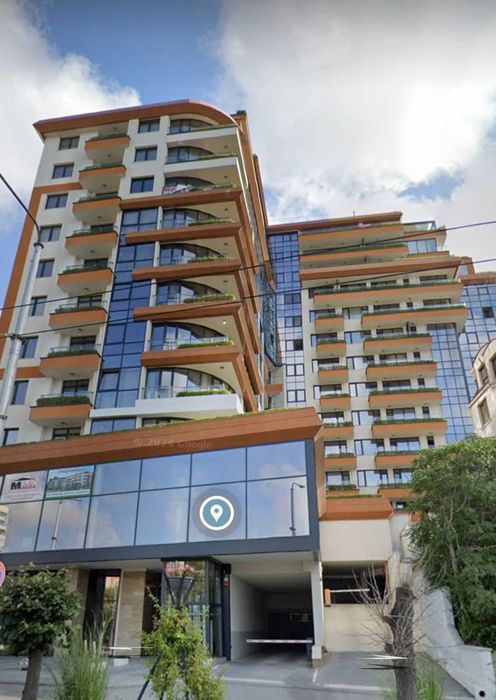 Офис в  Бриз - Нова Луксозна сграда