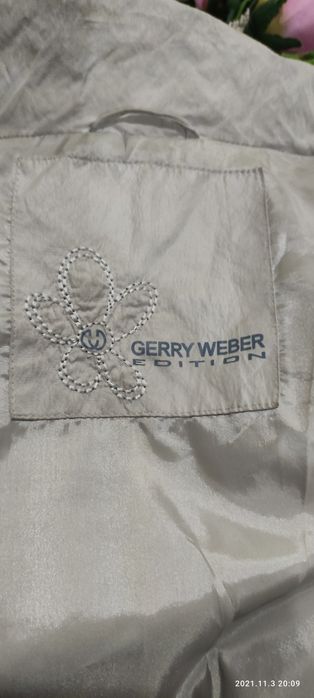 Куртка зимняя, женские и ветровка