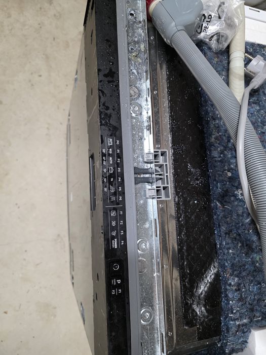 Съдомиялна за вграждане Тека