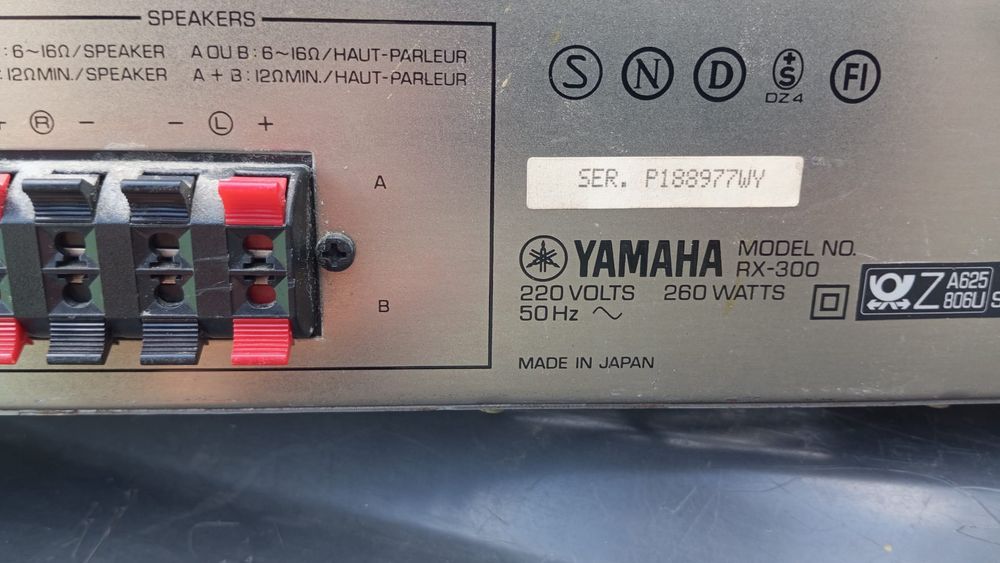 Stație yamaha rx 300