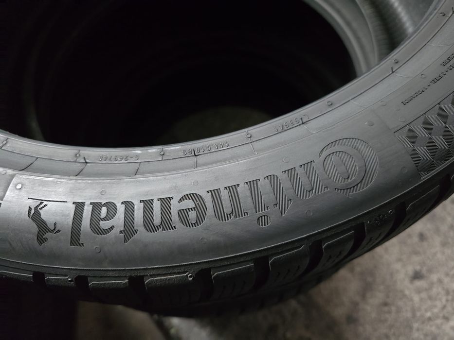 Continental 235/40 R19 96V MS iarnă