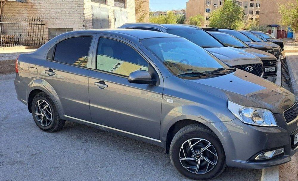 Продаётся Нексия-3" 
2020 года выпуска 
Пробег 46000 км.
Установлен пр