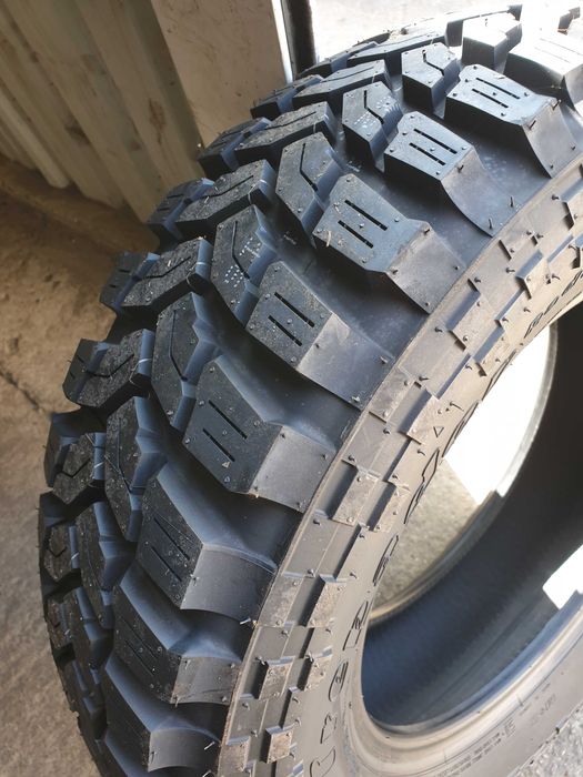 Vand anvelope noi off road,mud terrain 31x10,5 R15 Maxxis Trepador M+S