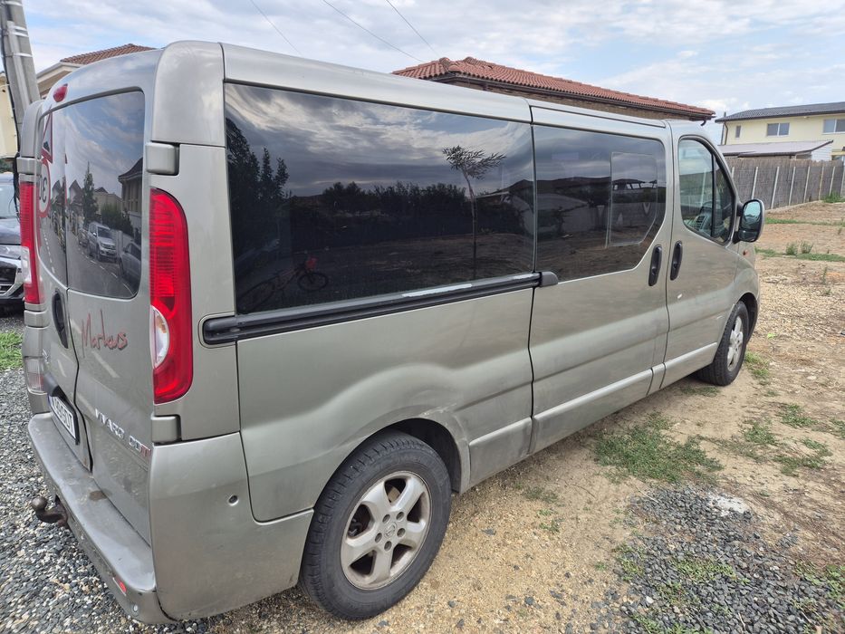 Opel Vivaro model lung  2.0 cdti 2012 8+1 locuri