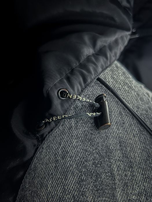 Пуховик черный от weekend