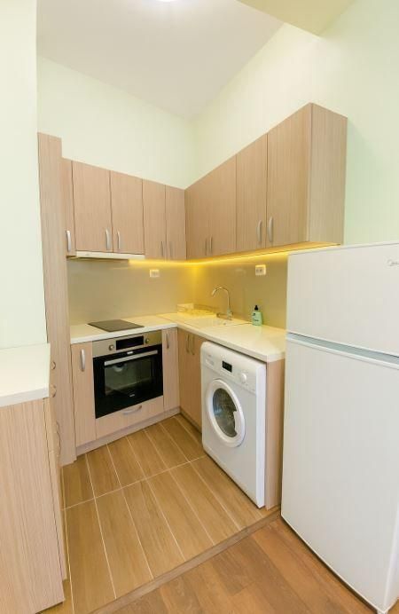 Дава се под наем Двустаен апартамент в Варна, Цветен квартал - 58 кв.м за 450 € - Снимка #2