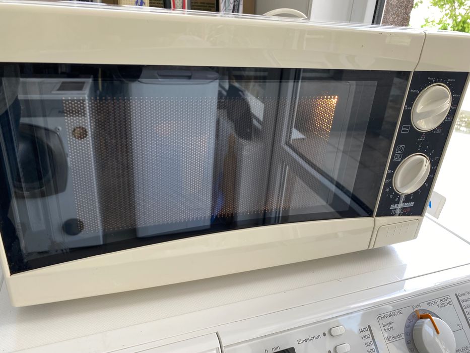 Микровълнова печка с грил Severin-мод.MW7810,бяла