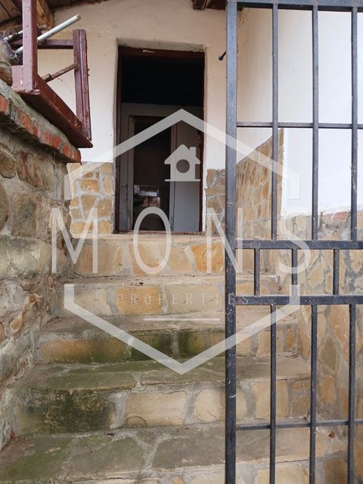 Къща в Велико Търново, област-гр.Златарица площ 142 цена 26000