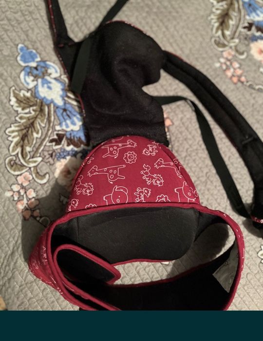 Продам кенгуру в хорошем состояние