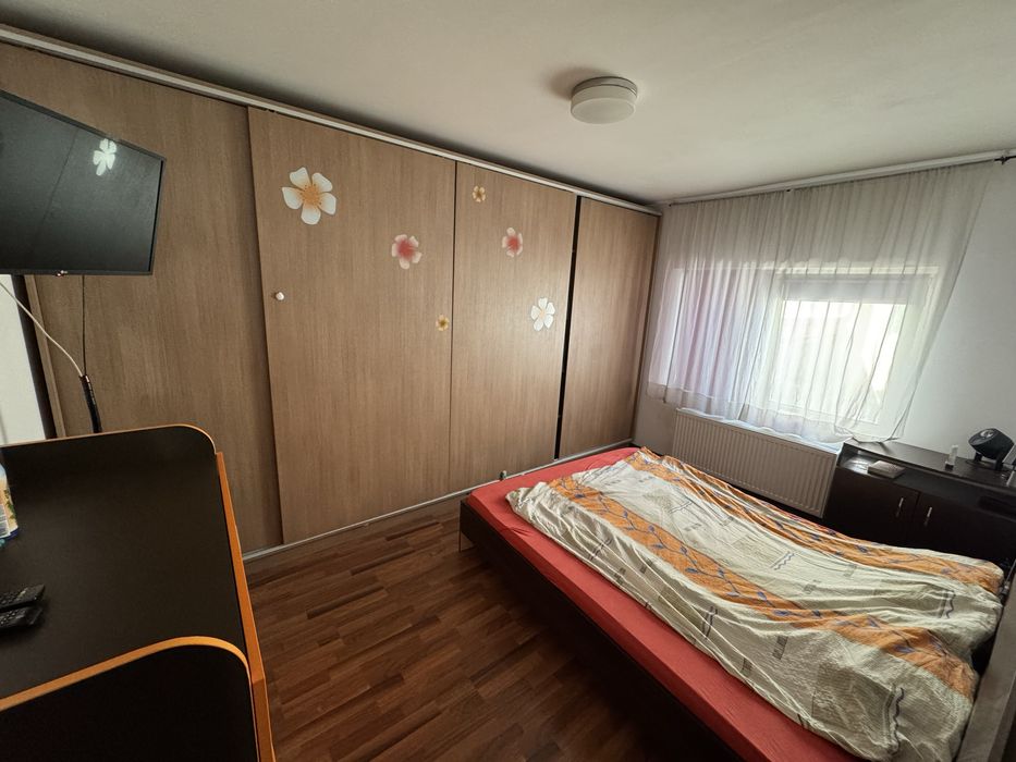 Apartament 2 camere, 57 mp, terasa 60 mp, zona Vivo, preț negociabil