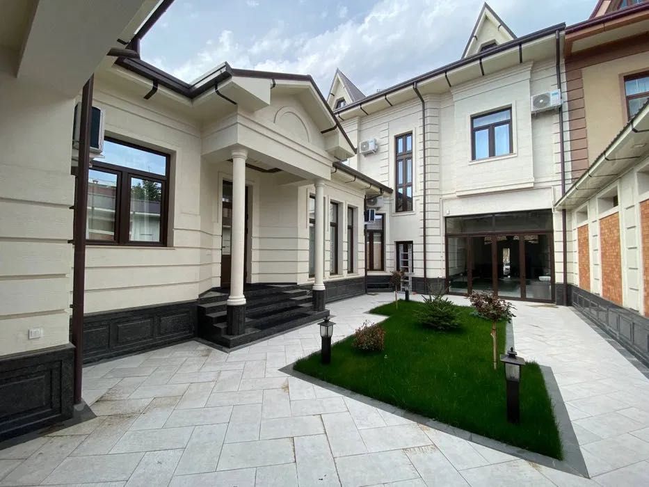 Сдаётся Евродом в Центре на улице Глинка, Яккасарай люксовый Хай-Тек