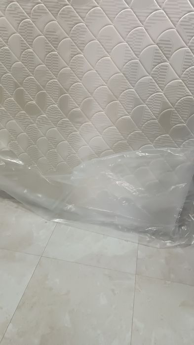 Новый матрас  продам