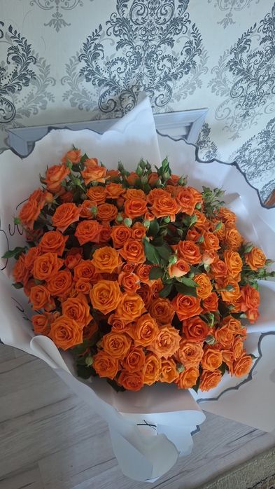 Продам цветы сегодняшние