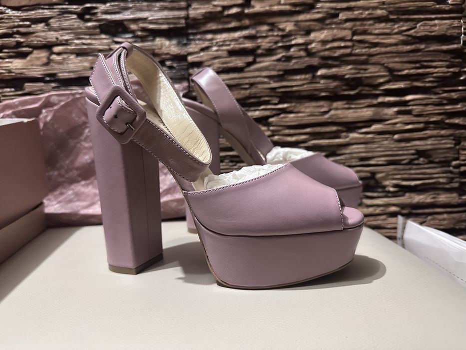 Босоножки Perfect Pairs