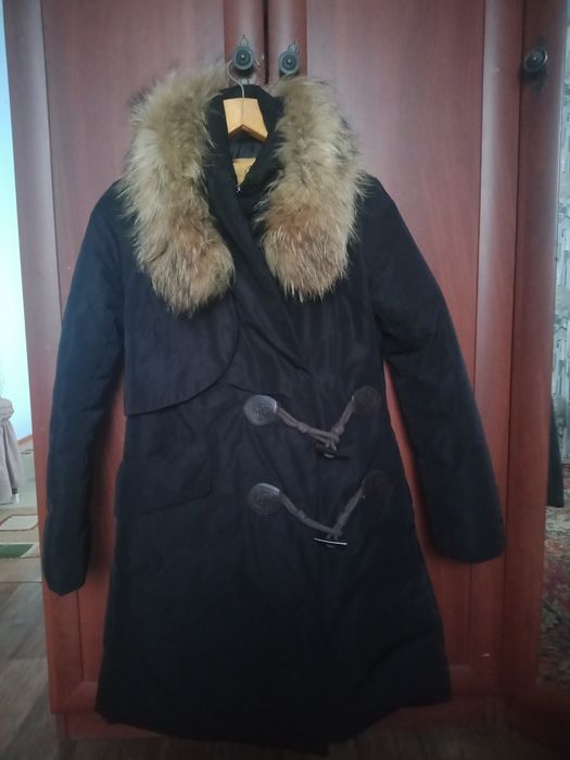 Продам пуховик,пихора новая.