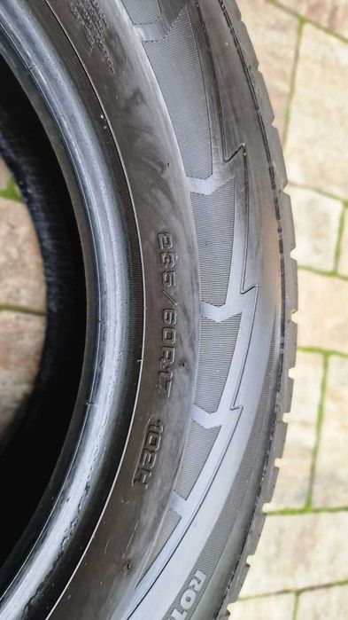 Anvelope iarna 235 60 R 17 Goodyear