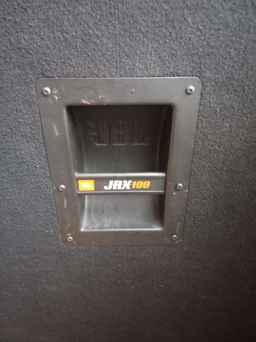 Продавам активен субуфер