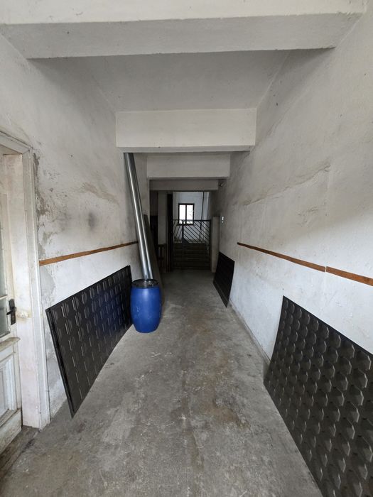 Продава се Промишлена сграда в Асеновград - 1885 кв.м за 218 €/кв.м - Снимка #21